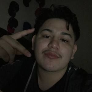 Meet your Posher, Carlos